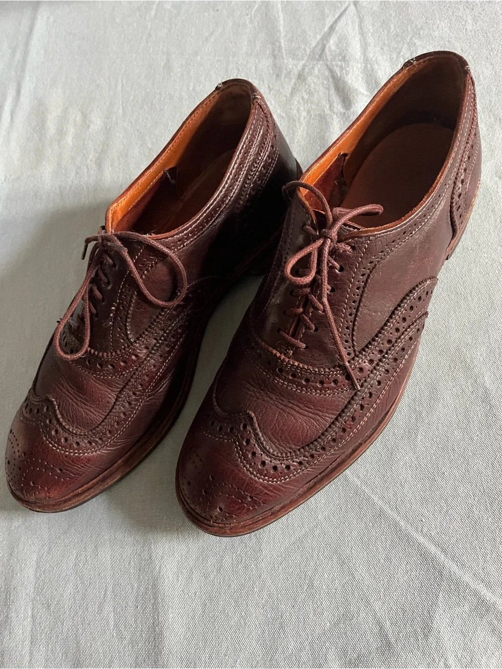 Men's Classic Brogue Leather Oxfords in Dark Brown Burgundy